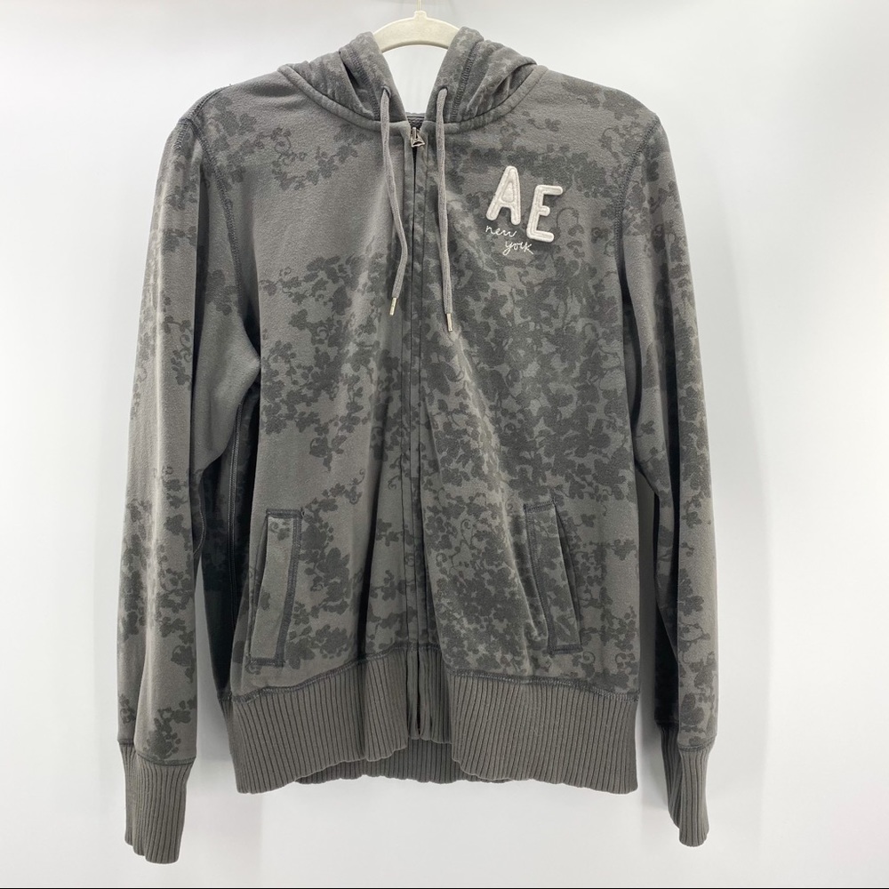 American Eagle outfitters gray sweater